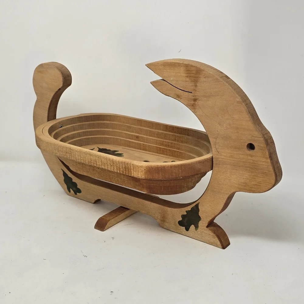 Vtg collapsible wooden rabbit, bunny, bowl basket fruit bowl cottagecore Easter